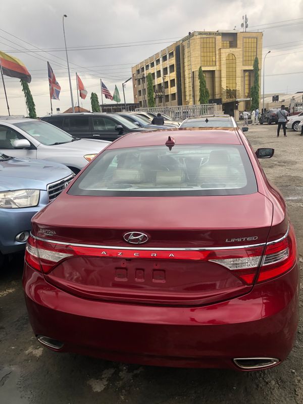 Main image of 2013 Hyundai Azera